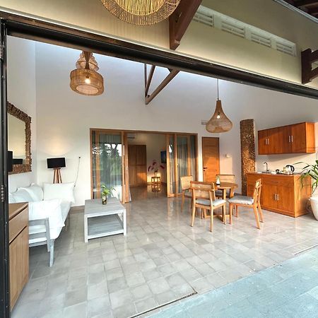 Boutique Villa Jogja Senang 日惹 外观 照片