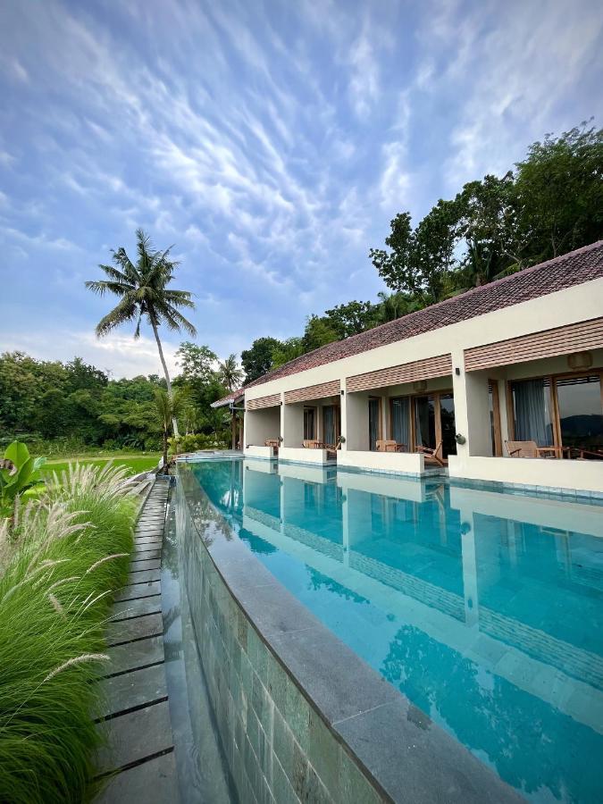 Boutique Villa Jogja Senang Putjung 外观 照片