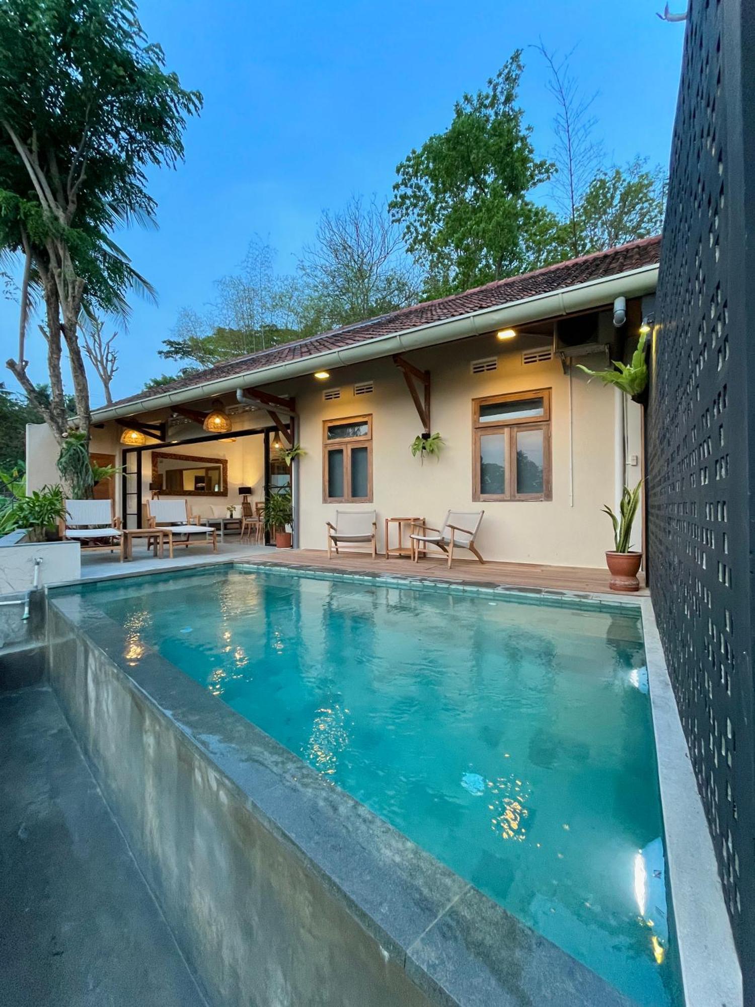 Boutique Villa Jogja Senang 日惹 外观 照片